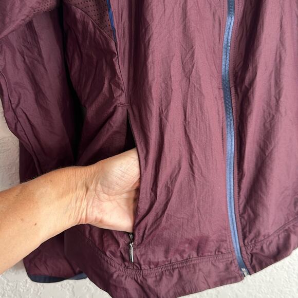 Athleta Stowe Hoodie Nylon Jacket Full Zip Purple Plum Large Windbreaker Pockets - Picture 3 of 8